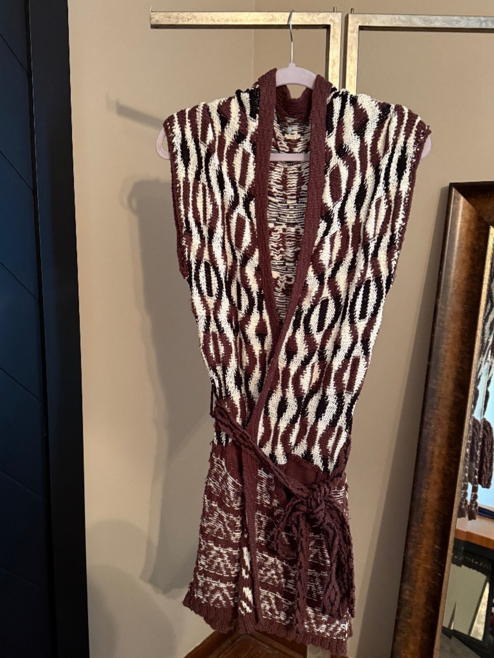 Anthropologie Knitted and Knotted Size L